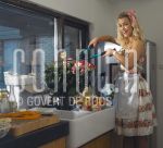 08-12-2004 Marianne Kooistra / Steve te Pas  Maria Kooistra at home in Muiderberg, by order of Pulse Magazine.  December 08, 2004 

[keywords]Kitchen, Posed, Eyecontact, Smiling, Flowers[/keywords]